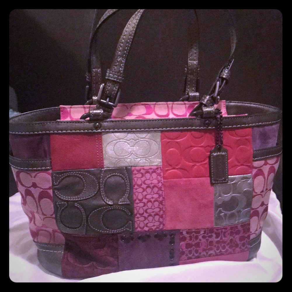100% AUTHENTIC COACH tote